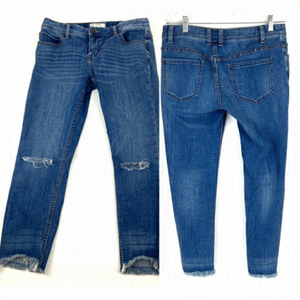 Free People Jeans Sz 29 Crop Straight Raw Fray Hem Busted Knees Dark Wash Blue